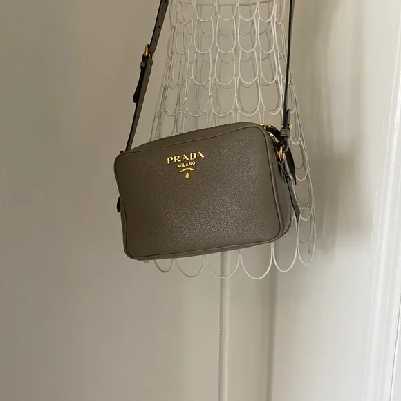 NEW Vitello Phenix Camera Bag Argilla - Picture 9 of 10